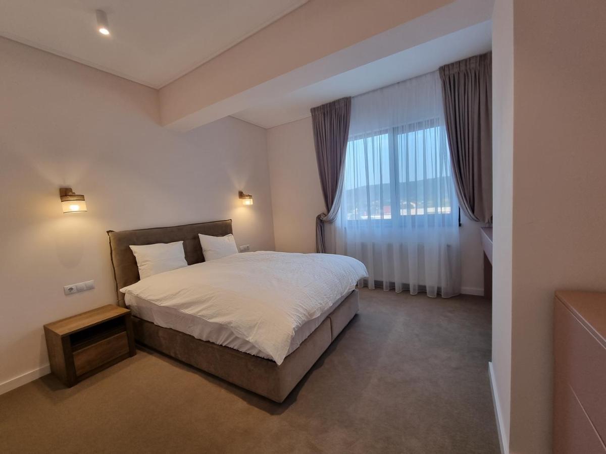 Apartament In Complex Rezidential Râmnicu Vâlcea エクステリア 写真