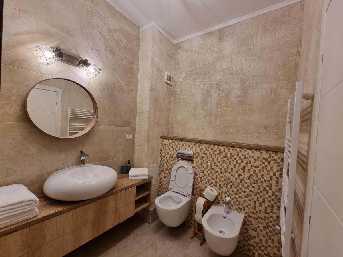 Apartament In Complex Rezidential Râmnicu Vâlcea エクステリア 写真